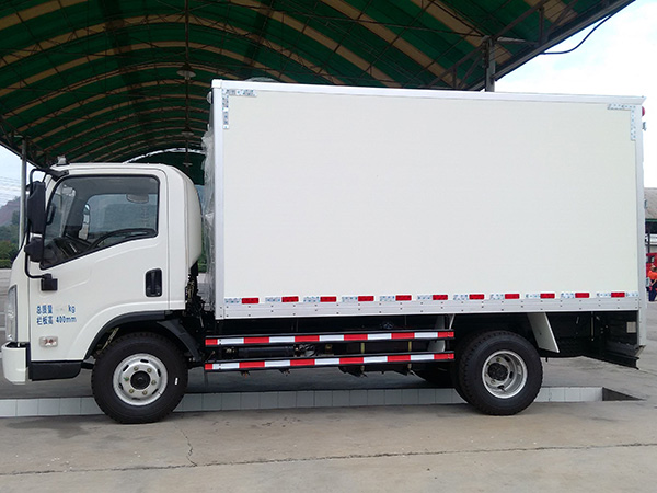 輕卡車(chē)輛漆